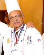 Gilberto Smith Duquesne, reconocido cheff, a quien se rindió homenaje en el Día de la Cocina Cubana.